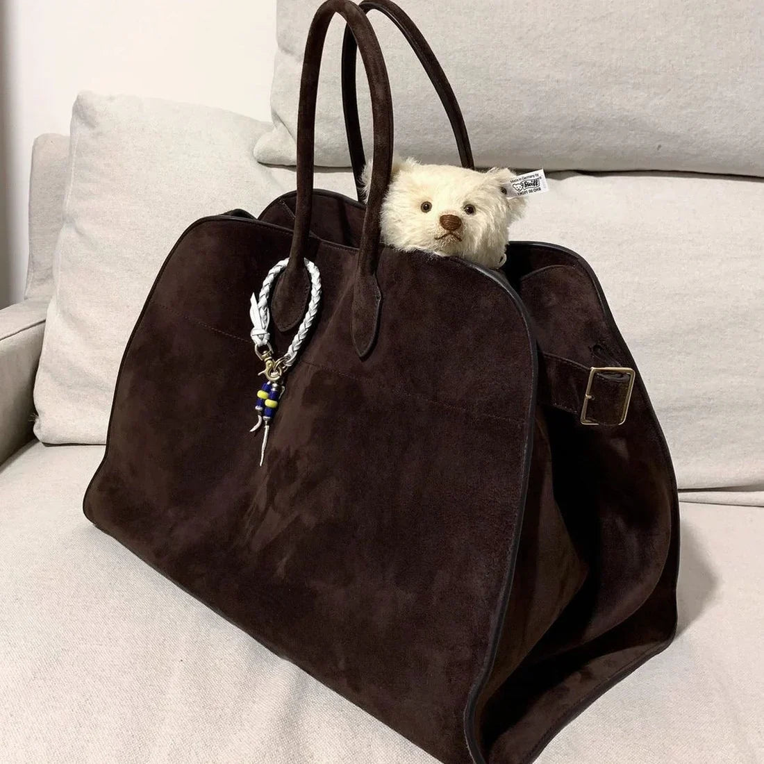 Women's Fashion Casual Large Capacity Retro Commuter Hand-carrying Bagحقيبة نسائية عصرية كاجوال بسعة كبيرة بتصميم كلاسيكي للحمل باليد للمشاوير اليومية